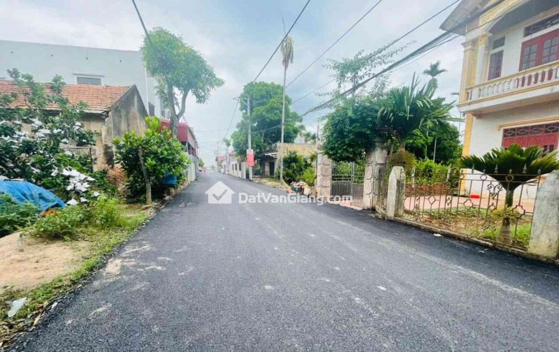 VĂN GIANG, MẶT TIỀN TRỤC CHÍNH SIÊU VIP, CẠNH VÀNH ĐAI 4, TIỆN ÍCH NGẬP TRÀN,CHỈ 42 TRIÊU/M.