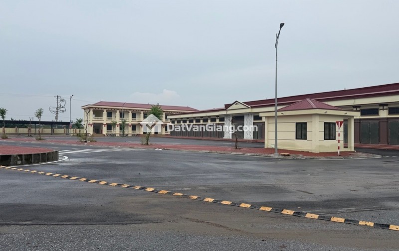 Bán đất giãn dân tại Đức Nhuận - Khoái Châu Hưng Yên - nở hậu . Đường rộng