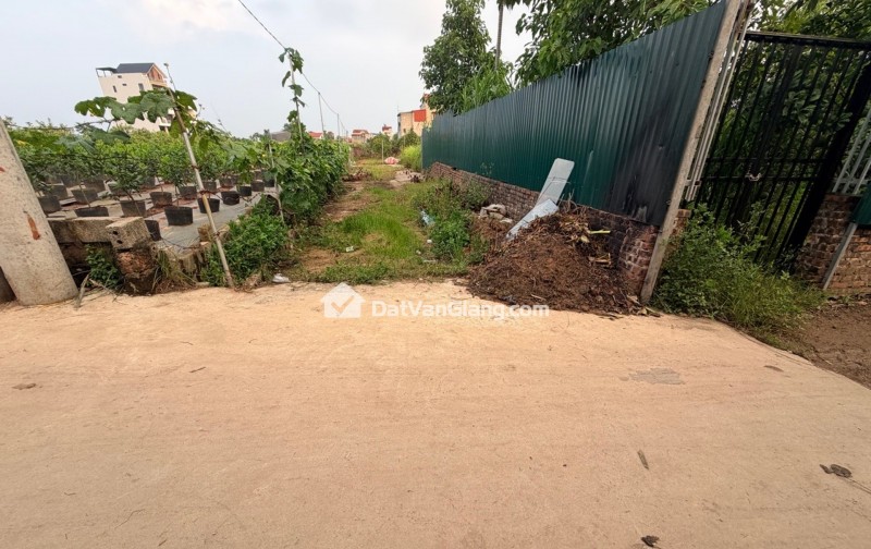 CỰC PHẨM, CD QUÁN TRẠCH- VĂN GIANG, ĐẤT PHÂN LÔ ĐƯỜNG RỘNG 5 M, CẠNH KHU ĐẤU GIÁ, CHỈ 39 TRIỆU/M.