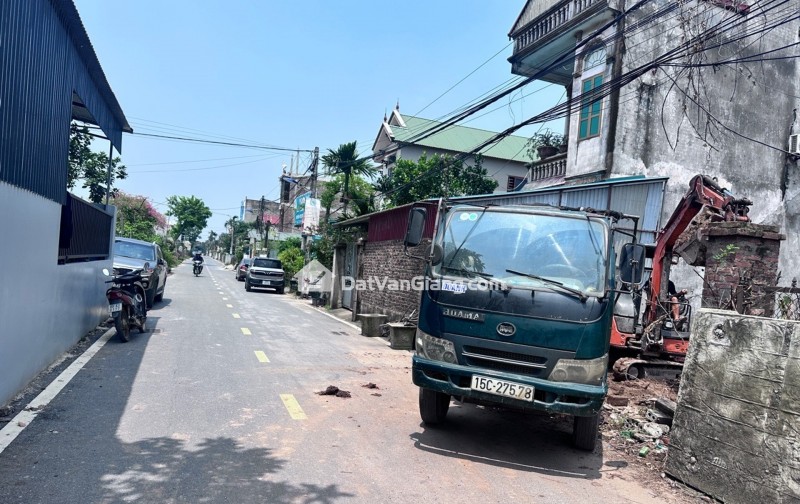 MẶT ĐƯỜNG TRỤC CHÍNH, VĂN GIANG, HÀNH XÓM PVF-BÁCH KHOA CỞ SỞ 2. CHỈ 60 TRIỆU/M.