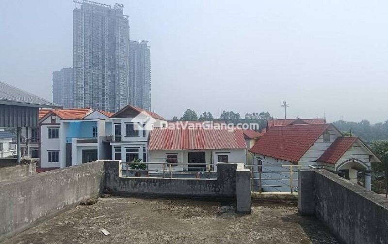 Bán nhà Phụng công 2 tầng hàng xóm Ecopark ô tô tránh thông