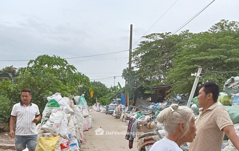  BÁN MẢNH ĐẤT ĐẸP – Ô TÔ TRÁNH – THOÁNG SÁNG – GIÁ NHỈNH 3 xxx TỶ 