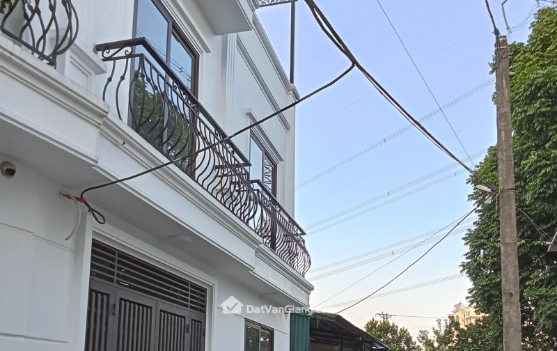  NHÀ MỚI 3 TẦNG – Ô TÔ ĐỖ CỬA – MT 7,1M – NHỎ TIỀN