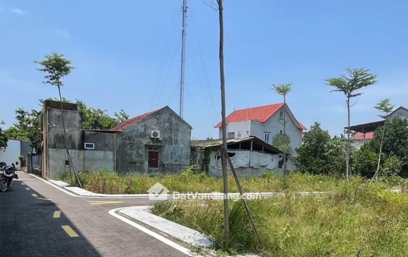 SIÊU PHẨM ĐẤT PHÂN LÔ -VỊ TRÍ VÀNG,GẦN TỈNH LỘ 382 - CHỢ ĐẦU MỐI - XÃ HOÀN LONG - TỈNH HƯNG YÊN