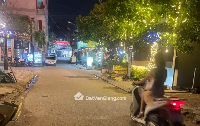 -  CẦN THANH KHOẢN SỚM -Văn Giang 72m2