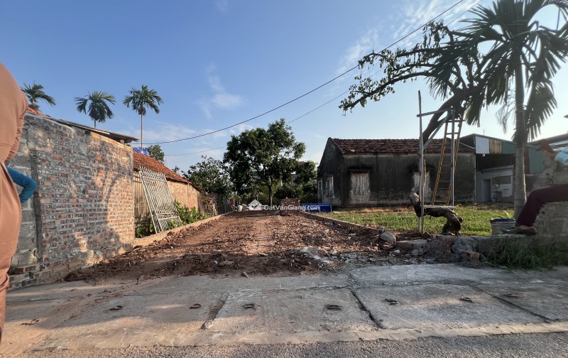 Bán đất Bãi Sậy - Triệu Việt Vương - Hưng Yên, đường rộng 6m , oto đỗ cửa