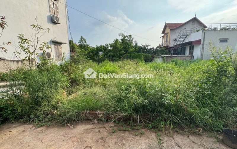 BÁN ĐẤY, CD QUÁN TRẠCH- VĂN GIANG, ĐẤT PHÂN LÔ, Ô TÔ VÀO VÀO TỚI ĐẤT, 45 TRIỆU/M.