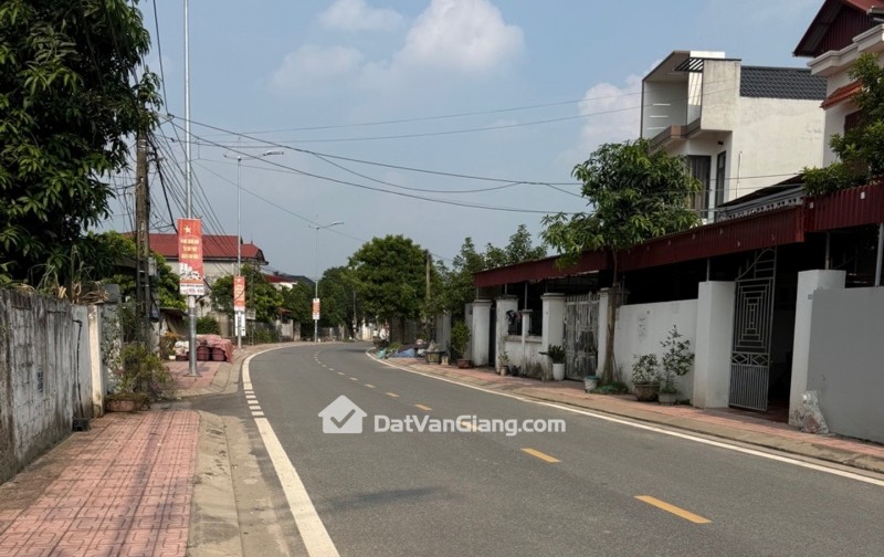 CỰC PHẨM ,ẤP BÁ KHÊ- VĂN GIANG, ĐƯỜNG RỘNG THÊNH THANG, CẠNH VÀNH ĐAI 4. CHỈ 60 TRIỆU/M