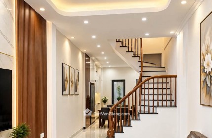 BÁN NHÀ MỸ HÀO  - HY - TT TIỆN ÍCH - GẦN TRƯỜNG HỌC CÁC CẤP - CHỢ - VÀ KHU CÔNG NGHIỆP