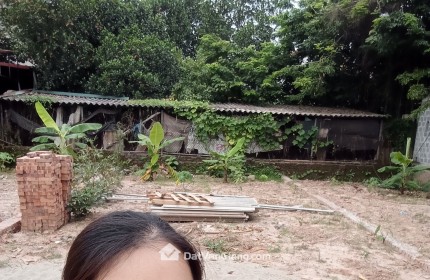 BÁN ĐẤT TẶNG NHÀ 2 TẦNG -  GIÁ ĐẦU TƯ- KHU VỰC TIỀM NĂNG THẬT HIẾM CÓ 1- O -2