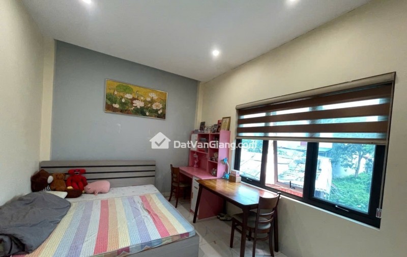  NHÀ ĐẸP THƯỢNG HỒNG – MỸ HÀO | 58M² /2 tầng /  3 Phòng ngủ  NHỈNH 2TY