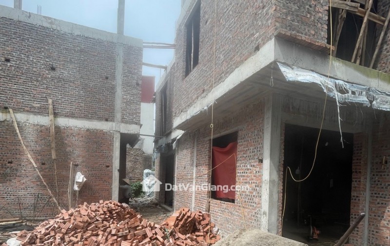 TÀI CHÍNH NHỈNH 2 TỶ – HÀNG HIẾM NHƯ QUỲNH! 