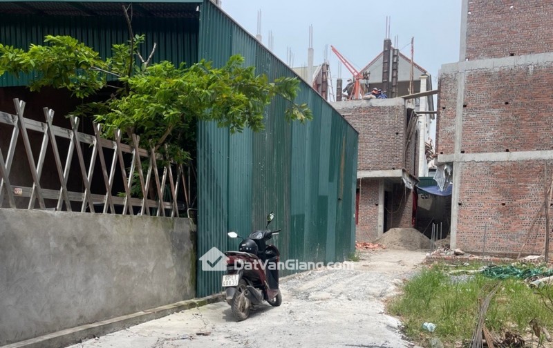  TÀI CHÍNH NHỈNH 2 TỶ – HÀNG HIẾM NHƯ QUỲNH! 