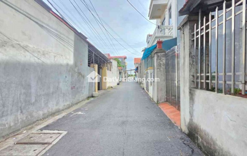 Bán đất thôn Ngọc Loan -Như Quỳnh -Hưng Yên , oto đỗ cửa