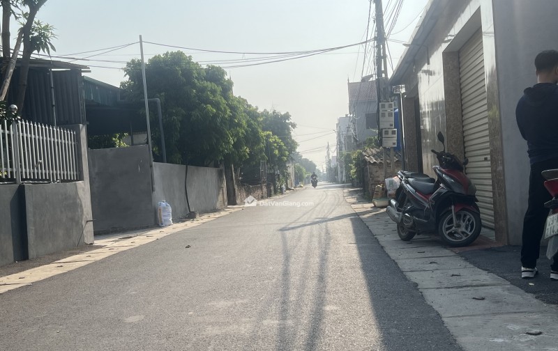 Chính chủ cần bán 70m đất Full thổ cư tại Hoàn Long - Hưng Yên , đường rộng oto tránh