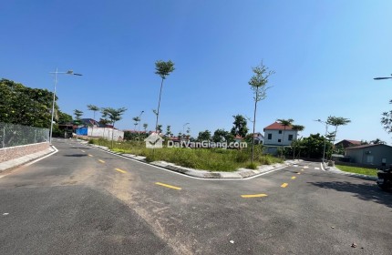 Bán 65m đất - lô góc Đông Tảo- Hoàn Long- Hưng Yên , đường oto thông